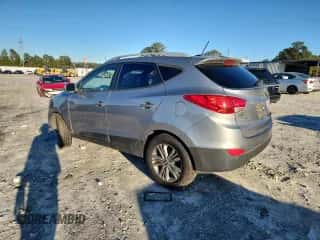 ✅ 2015 Hyundai Tucson SE • VIN: KM8JU3AG1FU023953 • Лот: 91352165. Размещён на Copart с пробегом 106 966 миль миль. Получите бесплатный доступ к архиву аукционных продаж из США и посмотрите подробный отчёт об истории автомобиля на DreamBid. Изображение 2.