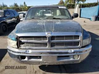 1999 Dodge 1500 z VIN 3B7HC13Z3XG101520, wystawiony jako Copart lot #74957104 z przebiegiem 140 838 mil mil oraz Szkoda całkowita • Salvage title. Historia ofert i sprzedaży dostępna na DreamBid. Obrazek 5.