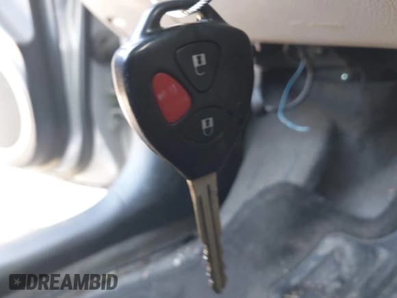 ✅ 2008 Toyota RAV4 Limited • VIN: JTMZD31V786070790 • Lot: 43678546. Listed on IAAI with 319,483 mi. Free auction sales archive from the USA and detailed vehicle history report at DreamBid. Image 11.