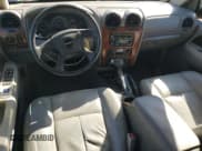 ✅ 2005 Isuzu Ascender • VIN: 4NUES16M856701054 • Lot: 76327164. Listed on Copart with 173,055 mi. Free auction sales archive from the USA and detailed vehicle history report at DreamBid. Image 8.