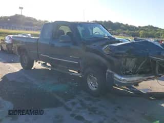 2004 Chevrolet Silverado 2500HD LS с VIN 1GCHK29U54E219639, выставлен на аукционе IAAI как лот 43386416 с пробегом Не указан миль и . История ставок и продаж доступна на DreamBid. Изображение 1.