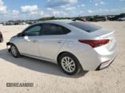 ✅ 2020 Hyundai Accent SE • VIN: 3KPC24A68LE092617 • Лот: 73187364. Опубликован ранее на Copart с пробегом 34 401 миль. Бесплатный доступ к архиву аукционных продаж из США и подробный отчёт об истории автомобиля на DreamBid. Изображение 2.