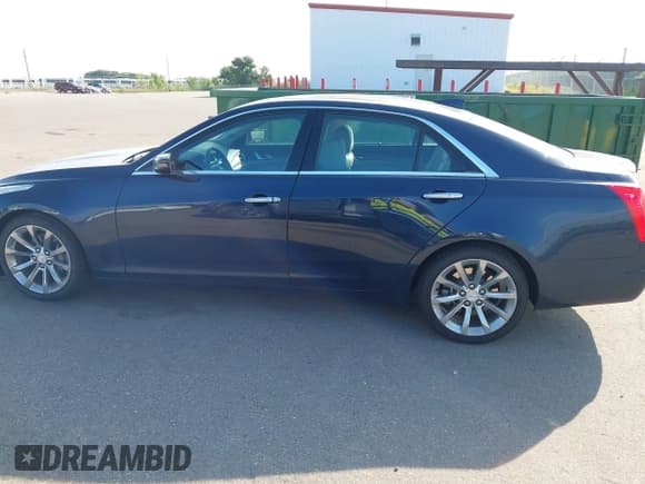 ✅ 2016 Cadillac CTS Premium Luxury AWD • VIN: 1G6AY5SS7G0116673 • Lot: 43218927. Listed on IAAI with 82,706 mi. Free auction sales archive from the USA and detailed vehicle history report at DreamBid. Image 14.