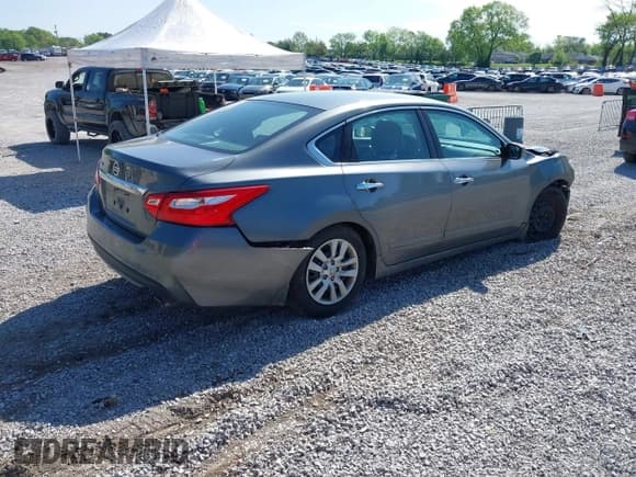 ✅ 2016 Nissan Altima S • VIN: 1N4AL3AP9GN345197 • Lot: 42055331. Listed on IAAI with 154,410 mi. Free auction sales archive from the USA and detailed vehicle history report at DreamBid. Image 4.