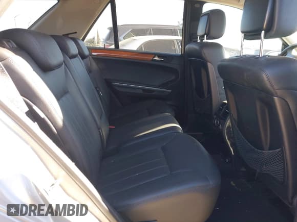 ✅ 2008 Mercedes-Benz M 350 • VIN: 4JGBB86EX8A296568 • Lot: 43921984. Listed on IAAI with 127,810 mi. Free auction sales archive from the USA and detailed vehicle history report at DreamBid. Image 8.