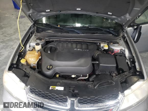 ✅ 2013 Dodge Avenger SE V6 • VIN: 1C3CDZAG2DN770750 • Lot: 81529484. Wystawiony na Copart z przebiegiem 195 997 mil. Bezpłatny archiwum sprzedaży aukcyjnych z USA i szczegółowy raport historii pojazdu na DreamBid. Zdjęcie 13.