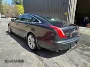 ✅ 2011 Jaguar XJ XJL • VIN: SAJWA2GB8BLV15633 • Lot: 92482215. Wystawiony na Copart z przebiegiem 115 725 mil. Bezpłatny archiwum sprzedaży aukcyjnych z USA i szczegółowy raport historii pojazdu na DreamBid. Zdjęcie 3.