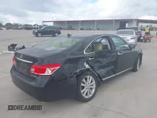 ✅ 2012 Lexus ES 330 • VIN: JTHBK1EG8C2488118 • Lot: 43480736. Wystawiony na IAAI z przebiegiem 160 109 mil. Bezpłatny archiwum sprzedaży aukcyjnych z USA i szczegółowy raport historii pojazdu na DreamBid. Zdjęcie 4.