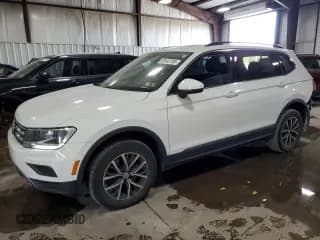 ✅ 2020 Volkswagen Tiguan SE • VIN: 3VV2B7AX8LM008891 • Lot: 80640185. Wystawiony na Copart z przebiegiem 65 671 mil. Bezpłatny archiwum sprzedaży aukcyjnych z USA i szczegółowy raport historii pojazdu na DreamBid. Zdjęcie 1.