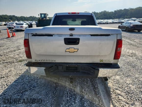 ✅ 2011 Chevrolet Silverado 1500 1HY • VIN: 3GCUCUEJ1BG145757 • Lot: 81233305. Listed on Copart with 260,896 mi. Free auction sales archive from the USA and detailed vehicle history report at DreamBid. Image 6.