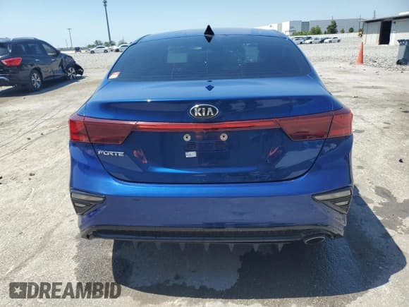 ✅ 2019 Kia Forte LXS • VIN: 3KPF24AD3KE024123 • Lot: 57303815. Listed on Copart with 72,922 mi. Free auction sales archive from the USA and detailed vehicle history report at DreamBid. Image 6.