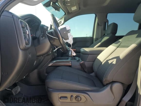 ✅ 2021 Chevrolet Silverado 1500 LT Trail Boss • VIN: 1GCPYFED1MZ444513 • Lot: 80870445. Wystawiony na Copart z przebiegiem 52 939 mil. Bezpłatny archiwum sprzedaży aukcyjnych z USA i szczegółowy raport historii pojazdu na DreamBid. Zdjęcie 7.