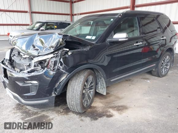 ✅ 2019 Ford Explorer Platinum • VIN: 1FM5K8HT1KGA02469 • Lot: 43207921. Listed on IAAI with 71,745 mi. Free auction sales archive from the USA and detailed vehicle history report at DreamBid. Image 17.