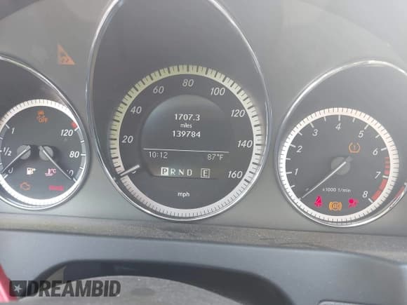 ✅ 2011 Mercedes-Benz C 300 Sport • VIN: WDDGF8BB1BR158412 • Лот: 42483819. Опубликован ранее на IAAI с пробегом 139 784 миль. Бесплатный доступ к архиву аукционных продаж из США и подробный отчёт об истории автомобиля на DreamBid. Изображение 7.