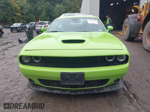 ✅ 2023 Dodge Challenger GT • VIN: 2C3CDZKG2PH615255 • Lot: 43301295. Listed on IAAI with 33,302 mi. Free auction sales archive from the USA and detailed vehicle history report at DreamBid. Image 12.