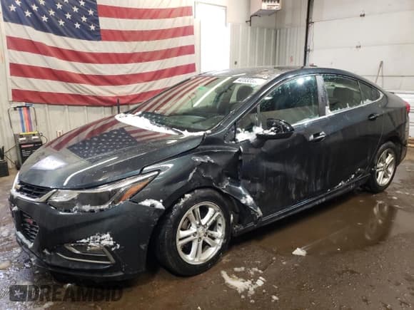 ✅ 2018 Chevrolet Cruze LT • VIN: 1G1BE5SMXJ7149976 • Lot: 42332393. Listed on Copart with 60,362 mi. Free auction sales archive from the USA and detailed vehicle history report at DreamBid. Image 1.