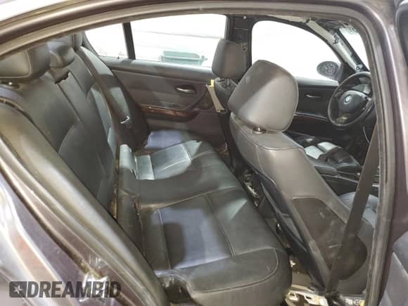 2006 BMW 3 Series 330i with VIN WBAVB335X6AZ86744, listed as a Copart auction lot 80352395 with Not provided miles and Salvage title. Bid and sale history available at DreamBid. Image 10.