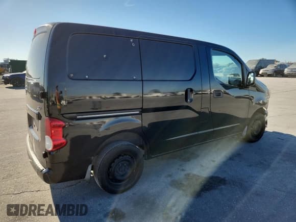 ✅ 2015 Nissan NV200 SV • VIN: 3N6CM0KN6FK698915 • Lot: 89563005. Wystawiony na Copart z przebiegiem 118 706 mil. Bezpłatny archiwum sprzedaży aukcyjnych z USA i szczegółowy raport historii pojazdu na DreamBid. Zdjęcie 3.