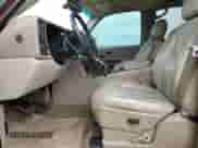 2005 Chevrolet Suburban LT с VIN 3GNEC16Z25G261438, выставлен на аукционе Copart как лот 81171614 с пробегом 135 858 миль миль и Списание • Salvage title. История ставок и продаж доступна на DreamBid. Изображение 7.