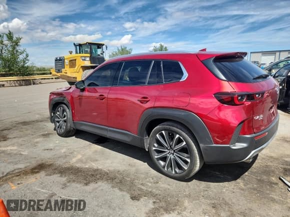 ✅ 2023 Mazda CX-50 Premium Plus • VIN: 7MMVABEY3PN110034 • Lot: 70861975. Wystawiony na Copart z przebiegiem 23 408 mil. Bezpłatny archiwum sprzedaży aukcyjnych z USA i szczegółowy raport historii pojazdu na DreamBid. Zdjęcie 2.