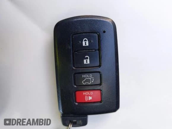 ✅ 2015 Toyota Highlander Limited • VIN: 5TDDKRFH0FS122165 • Lot: 43090012. Listed on IAAI with 108,302 mi. Free auction sales archive from the USA and detailed vehicle history report at DreamBid. Image 11.