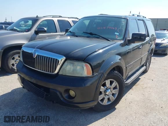 ✅ 2003 Lincoln Navigator Luxury • VIN: 5LMFU28R33LJ35272 • Lot: 42879069. Wystawiony na IAAI z przebiegiem Nie podano. Bezpłatny archiwum sprzedaży aukcyjnych z USA i szczegółowy raport historii pojazdu na DreamBid. Zdjęcie 2.