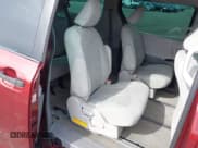 ✅ 2012 Toyota Sienna • VIN: 5TDZK3DC1CS197463 • Лот: 43326344. Опубликован ранее на IAAI с пробегом 126 289 миль. Бесплатный доступ к архиву аукционных продаж из США и подробный отчёт об истории автомобиля на DreamBid. Изображение 8.