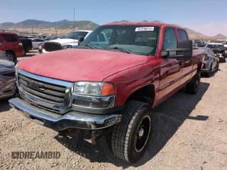 ✅ 2004 GMC Sierra 2500HD SLT • VIN: 1GTHK23124F109740 • Lot: 62338015. Wystawiony na Copart z przebiegiem 256 670 mil. Bezpłatny archiwum sprzedaży aukcyjnych z USA i szczegółowy raport historii pojazdu na DreamBid. Zdjęcie 1.
