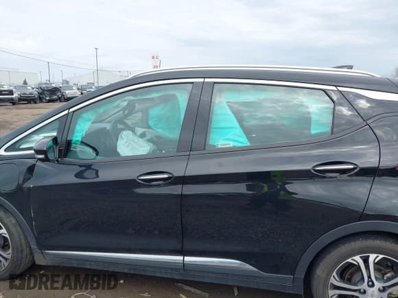 ✅ 2021 Chevrolet Bolt EV Premier • VIN: 1G1FZ6S04M4107625 • Lot: 42148864. Listed on IAAI with 28,348 mi. Free auction sales archive from the USA and detailed vehicle history report at DreamBid. Image 14.