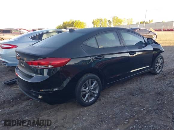 2018 Hyundai Elantra SEL z VIN KMHD84LF1JU492075, wystawiony jako IAAI lot #43313789 z przebiegiem 54 685 mil mil oraz . Historia ofert i sprzedaży dostępna na DreamBid. Obrazek 4.