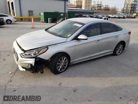 ✅ 2018 Hyundai Sonata SE • VIN: 5NPE24AFXJH626685 • Лот: 42471313. Опубликован ранее на Copart с пробегом 64 922 миль. Бесплатный доступ к архиву аукционных продаж из США и подробный отчёт об истории автомобиля на DreamBid. Изображение 1.