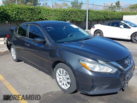 ✅ 2018 Nissan Altima SV • VIN: 1N4AL3AP4JC104182 • Lot: 43491206. Wystawiony na IAAI z przebiegiem 103 100 mil. Bezpłatny archiwum sprzedaży aukcyjnych z USA i szczegółowy raport historii pojazdu na DreamBid. Zdjęcie 1.