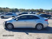 ✅ 2020 Toyota Corolla LE • VIN: JTDEPRAE6LJ097154 • Лот: 43602969. Опубликован ранее на IAAI с пробегом 82 600 миль. Бесплатный доступ к архиву аукционных продаж из США и подробный отчёт об истории автомобиля на DreamBid. Изображение 14.