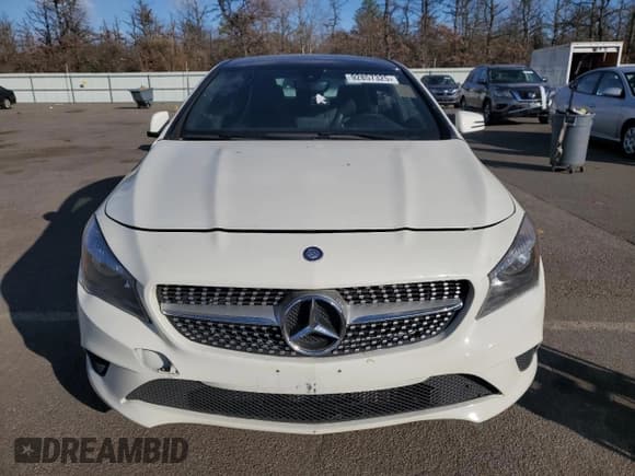 ✅ 2016 Mercedes-Benz CLA 250 • VIN: WDDSJ4GB2GN360524 • Lot: 92857325. Wystawiony na Copart z przebiegiem 104 141 mil. Bezpłatny archiwum sprzedaży aukcyjnych z USA i szczegółowy raport historii pojazdu na DreamBid. Zdjęcie 5.