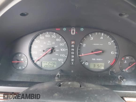 ✅ 2001 Subaru Legacy Outback L.L. Bean • VIN: 4S3BH806X17628788 • Lot: 42587228. Listed on IAAI with 294,958 mi. Free auction sales archive from the USA and detailed vehicle history report at DreamBid. Image 7.