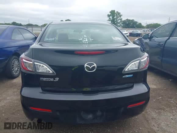 ✅ 2013 Mazda 3 i Sport • VIN: JM1BL1U77D1740075 • Lot: 43098869. Listed on IAAI with 112,372 mi. Free auction sales archive from the USA and detailed vehicle history report at DreamBid. Image 16.