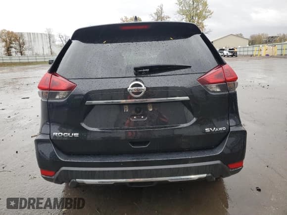 ✅ 2018 Nissan Rogue S • VIN: 5N1AT2MV0JC795012 • Лот: 86878985. Опубликован ранее на Copart с пробегом 123 190 миль. Бесплатный доступ к архиву аукционных продаж из США и подробный отчёт об истории автомобиля на DreamBid. Изображение 6.