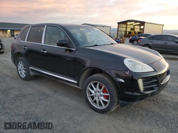 ✅ 2008 Porsche Cayenne • VIN: WP1AB2P48LA50659 • Lot: 70915814. Listed on Copart with 157,374 mi. Free auction sales archive from the USA and detailed vehicle history report at DreamBid. Image 4.