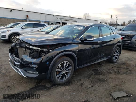 ✅ 2018 Infiniti QX30 Luxury • VIN: SJKCH5CR5JA004972 • Lot: 88330045. Listed on Copart with 48,978 mi. Free auction sales archive from the USA and detailed vehicle history report at DreamBid. Image 1.