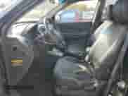 2009 Hyundai Tucson SE z VIN KM8JN72D69U974579, wystawiony jako Copart lot #76964564 z przebiegiem 98 569 mil mil oraz Nie do naprawy • Non repairable. Historia ofert i sprzedaży dostępna na DreamBid. Obrazek 7.