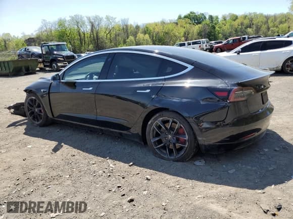 ✅ 2020 Tesla Model 3 Performance • VIN: 5YJ3E1EC8LF746838 • Lot: 54990165. Wystawiony na Copart z przebiegiem 76 704 mil. Bezpłatny archiwum sprzedaży aukcyjnych z USA i szczegółowy raport historii pojazdu na DreamBid. Zdjęcie 2.