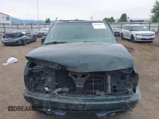 ✅ 2002 Chevrolet Blazer LS • VIN: 1GNDT13W22K228255 • Lot: 42923627. Wystawiony na IAAI z przebiegiem 166 545 mil. Bezpłatny archiwum sprzedaży aukcyjnych z USA i szczegółowy raport historii pojazdu na DreamBid. Zdjęcie 6.