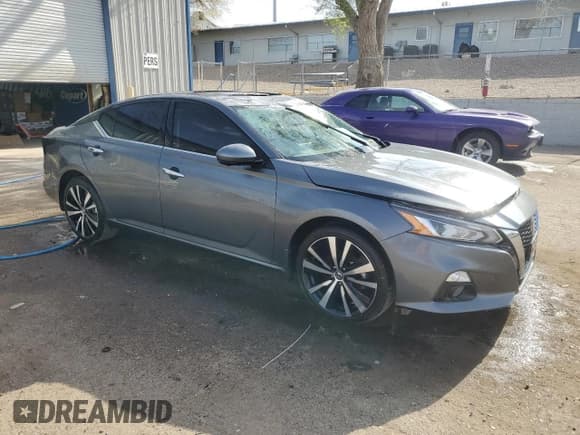 ✅ 2021 Nissan Altima Platinum • VIN: 1N4BL4FW3MN353527 • Lot: 49986445. Wystawiony na Copart z przebiegiem 40 941 mil. Bezpłatny archiwum sprzedaży aukcyjnych z USA i szczegółowy raport historii pojazdu na DreamBid. Zdjęcie 4.