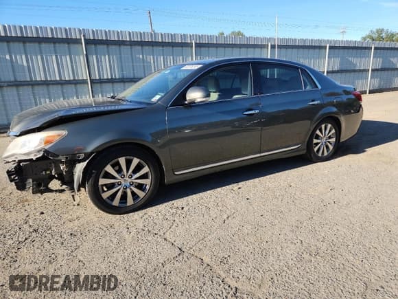 ✅ 2011 Toyota Avalon • VIN: 4T1BK3DB7BU406834 • Lot: 92078295. Wystawiony na Copart z przebiegiem 209 738 mil. Bezpłatny archiwum sprzedaży aukcyjnych z USA i szczegółowy raport historii pojazdu na DreamBid. Zdjęcie 1.