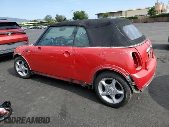 ✅ 2008 MINI Convertible • VIN: WMWRF33558TG18147 • Lot: 53547385. Listed on Copart with 131,458 mi. Free auction sales archive from the USA and detailed vehicle history report at DreamBid. Image 2.