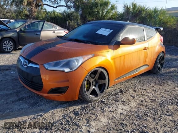 ✅ 2016 Hyundai Veloster • VIN: KMHTC6AD8GU287711 • Lot: 41566618. Wystawiony na IAAI z przebiegiem 78 606 mil. Bezpłatny archiwum sprzedaży aukcyjnych z USA i szczegółowy raport historii pojazdu na DreamBid. Zdjęcie 2.