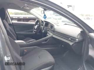 2024 Hyundai Elantra SE с VIN KMHLL4DG7RU844945, выставлен на аукционе IAAI как лот 42993033 с пробегом 12 342 миль миль и . История ставок и продаж доступна на DreamBid. Изображение 5.