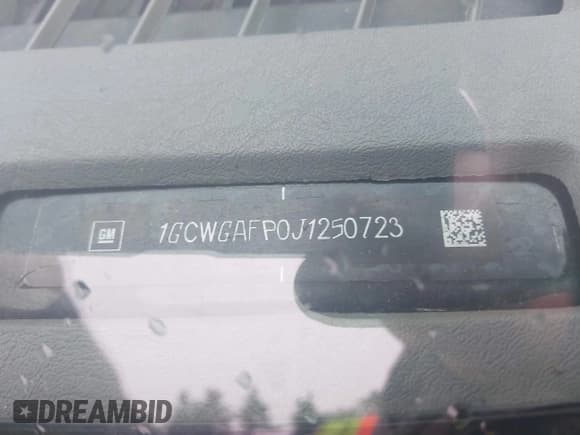 ✅ 2018 Chevrolet Express Cargo • VIN: 1GCWGAFP0J1250723 • Lot: 42471313. Listed on IAAI with 129,896 mi. Free auction sales archive from the USA and detailed vehicle history report at DreamBid. Image 9.