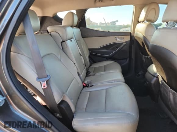 ✅ 2014 Hyundai Santa Fe • VIN: 5XYZU3LB4EG204862 • Лот: 90460955. Опубликован ранее на Copart с пробегом 209 853 миль. Бесплатный доступ к архиву аукционных продаж из США и подробный отчёт об истории автомобиля на DreamBid. Изображение 11.