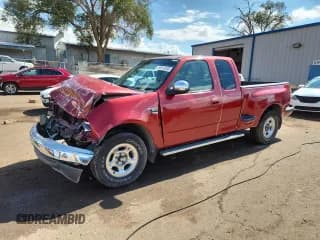 ✅ 2000 Ford F-150 XL • VIN: 1FTRX07L7YKA25495 • Lot: 84915535. Wystawiony na Copart z przebiegiem Nie podano. Bezpłatny archiwum sprzedaży aukcyjnych z USA i szczegółowy raport historii pojazdu na DreamBid. Zdjęcie 1.